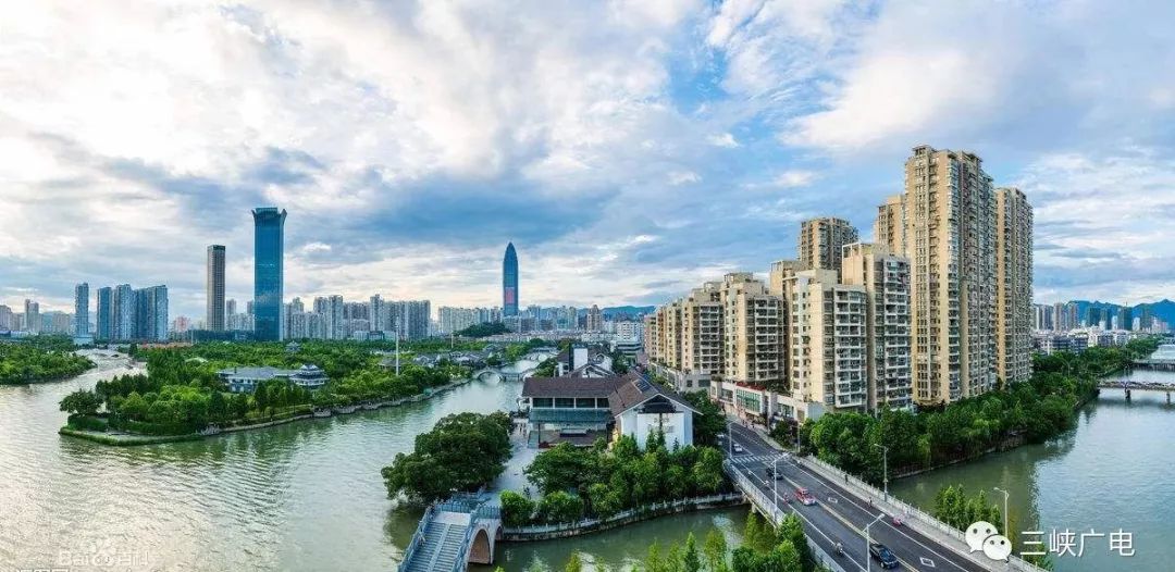 浙江小城阳光下的温馨时光